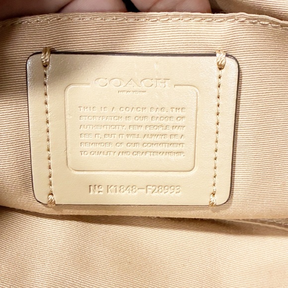 Coach Kelsey Satchel Beige Nude Pebbled Leather Purse Shoulder Bag - Picture 6 of 7